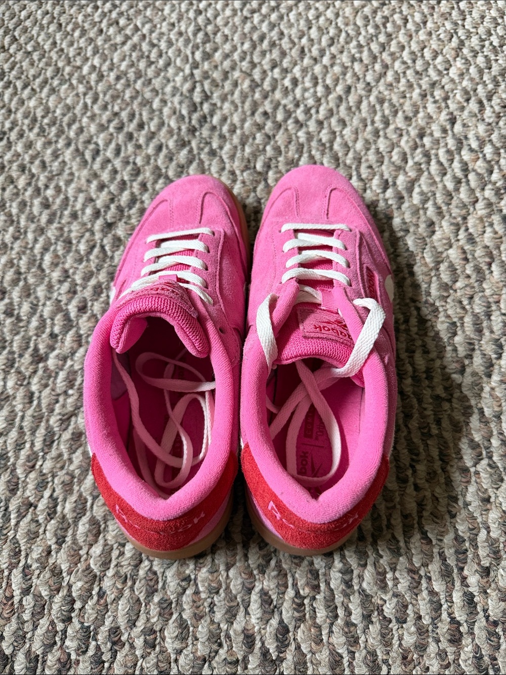 Women’s Reebok sneakers - Picture 2 of 5